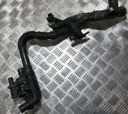 Peugeot 207 Engine coolant pipe/hose 9647768980