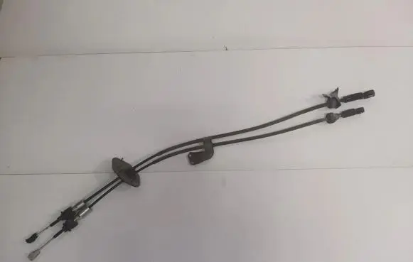 Gear shift cable linkage