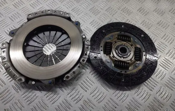 KIA Rio Clutch pressure plate 
