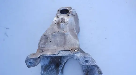 BMW X1 E84 Engine mounting bracket 6788358