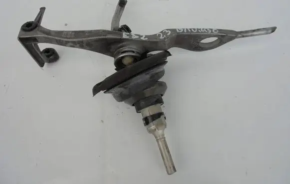 BMW 1 E82 E88 Gear selector 