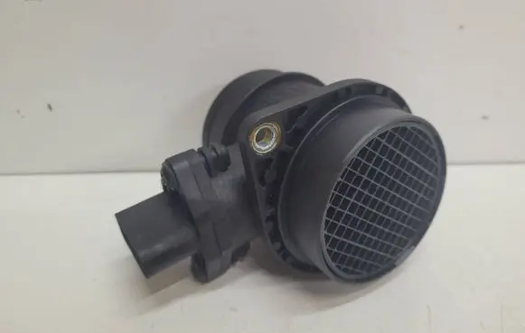 Seat Alhambra (Mk1) Mass air flow meter 06A906461 0280217121