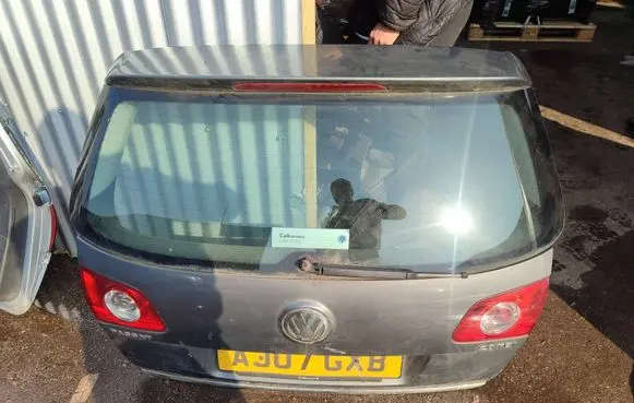 Volkswagen PASSAT B6 Tailgate/trunk/boot lid 