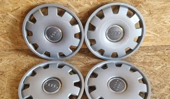 Audi A4 S4 B7 8E 8H R16 wheel hub/cap/trim 4B0601147D