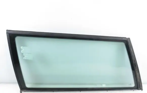 Volkswagen PASSAT B5.5 Rear side window 