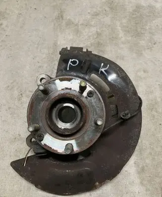 Hyundai Tucson TL Front wheel hub spindle knuckle