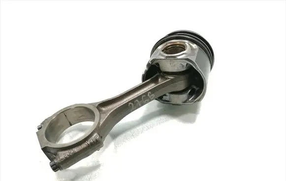 Mitsubishi Grandis Piston with connecting rod 