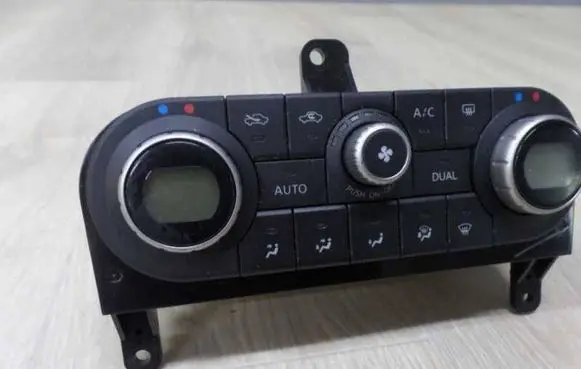 Nissan Qashqai Climate control unit 27500-JD40B 45730