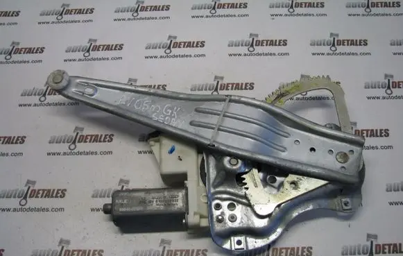 Toyota Avensis T250 Rear door window regulator with motor 0130822032