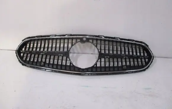 BMW 2 Active Tourer U06 Front bumper upper radiator grill A2068883900