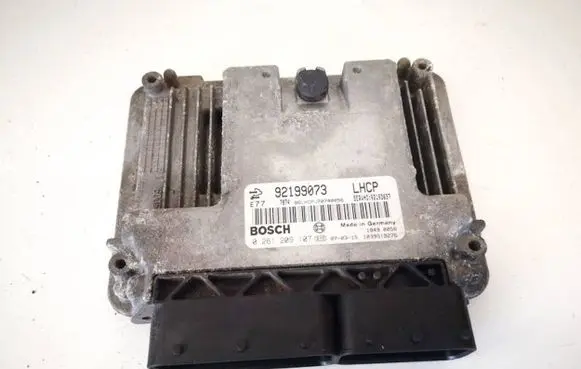 Chevrolet Captiva Engine control unit/module 92199073 0261209107