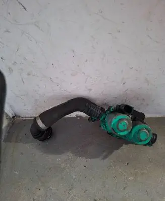 BMW X5 F15 Coolant heater control valve 6910544 160226