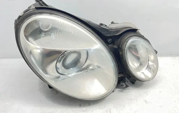 Mercedes-Benz E W211 Headlight/headlamp 15436001 5DV008290