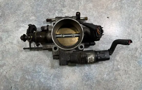 Subaru Legacy Throttle valve RTR6035