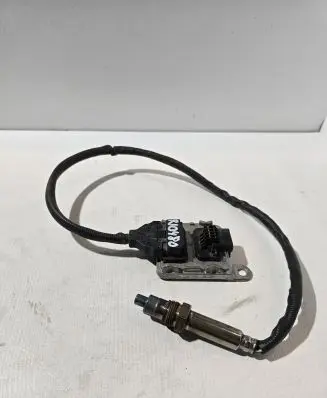Mercedes-Benz E W213 Lambda probe sensor A0009058111 SNS1006A A3C0630070001