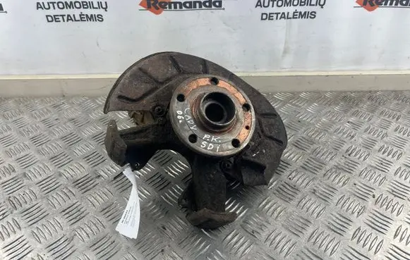 Volkswagen Caddy Front wheel hub
