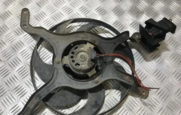 Seat Ibiza II (6k) Radiator cooling fan shroud 6k0971830e