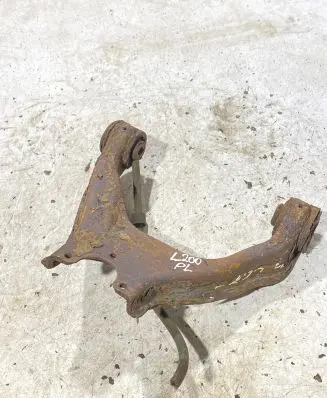 Mitsubishi L200 Front lower control arm/wishbone