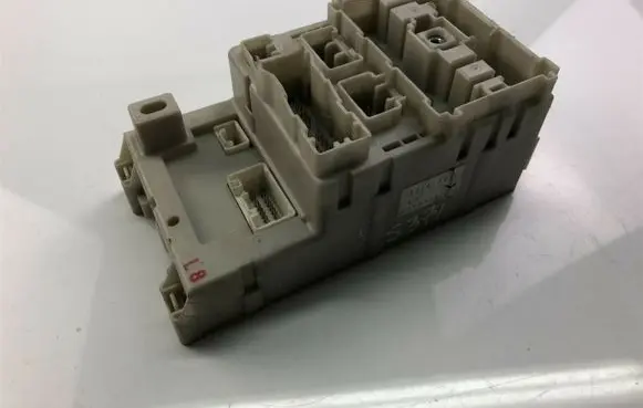 Toyota RAV 4 (XA20) Other control units/modules 8273342081 S371