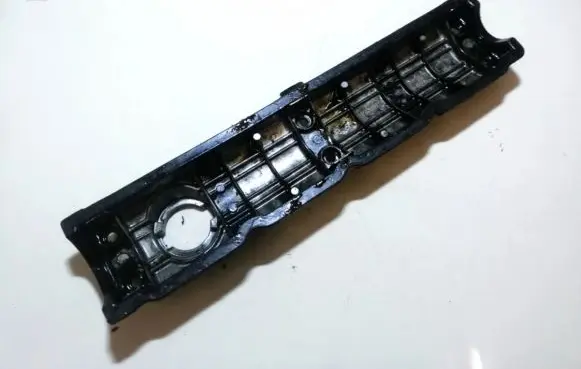 Volvo S40, V40 Rocker cam cover 7700867872