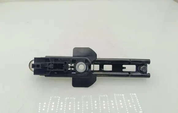 Volvo V60 Seat belt adjustment rail 616521700A