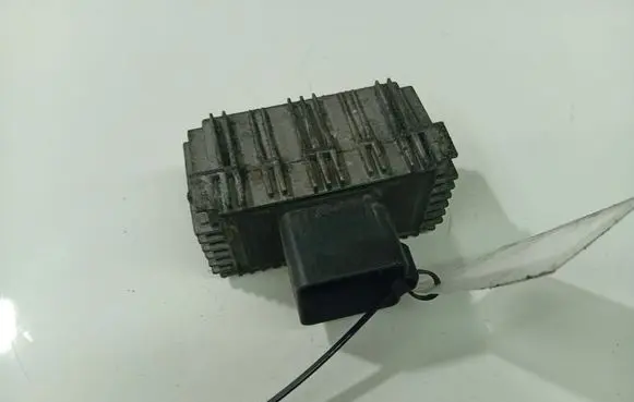 Opel Astra H Glow plug pre-heat relay 55354141