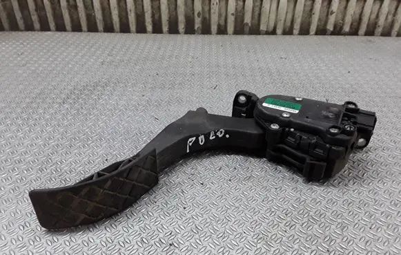 Volkswagen Polo Accelerator throttle pedal 6Q1721503C