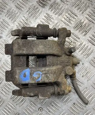 Infiniti M30 Rear brake caliper 