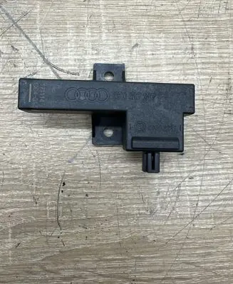 Audi A6 S6 C7 4G Keyless (KESSY) go control unit/module 8K0907247 33542221