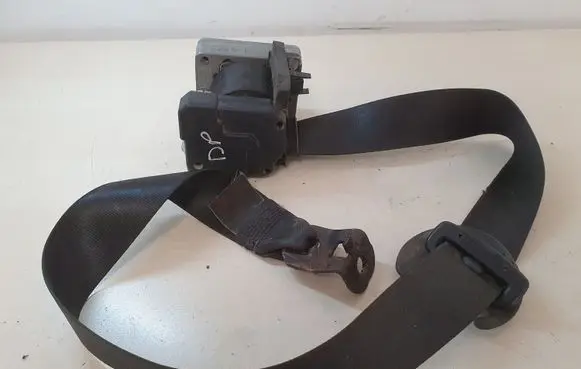 Seat Leon (1M) Front seatbelt 1M0857706A