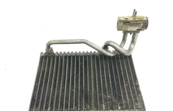Peugeot 406 Air conditioning (A/C) radiator (interior) 