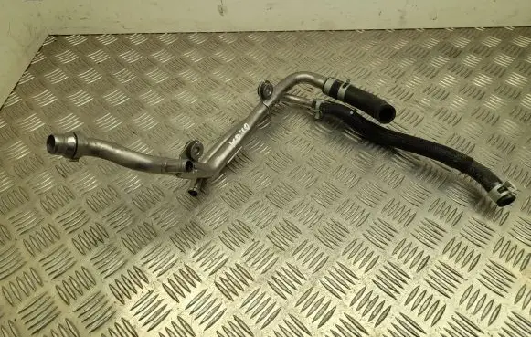 Hyundai Tucson TL Engine coolant pipe/hose 2M802