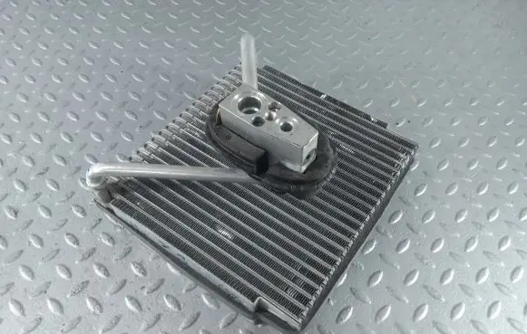 Volkswagen PASSAT B8 USA Air conditioning (A/C) radiator (interior) 561820103A