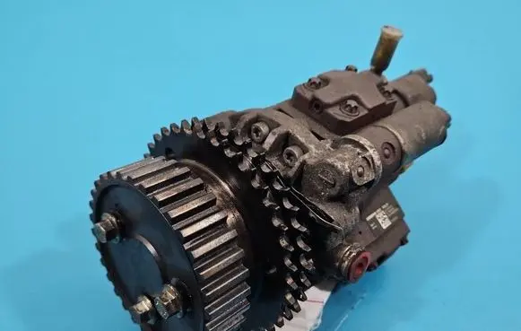 Ford C-MAX I Fuel injection high pressure pump IMPRK1540666