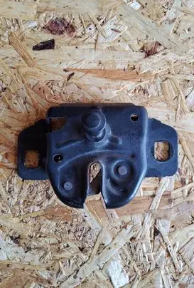 Chrysler Town & Country V Engine bonnet/hood lock/catch