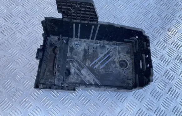 Citroen C4 III e-C4 Battery box tray PK12015