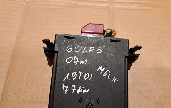 Volkswagen Golf V Gateway control module 1K0907530K A2C53094005 1K0907951