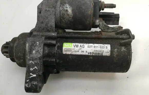 Volkswagen Polo Starter motor 02T911023S