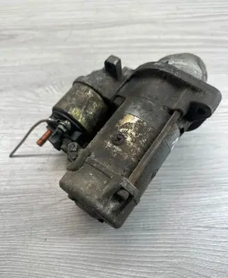 Mercedes-Benz C W203 Starter motor A0051517301 63111043