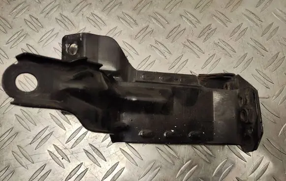 Volvo S60 Radiator mount bracket 31261931