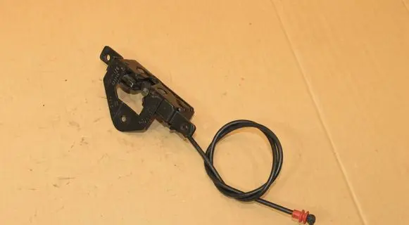 BMW X5 E53 Tailgate/trunk/boot lock/catch/latch 8408963