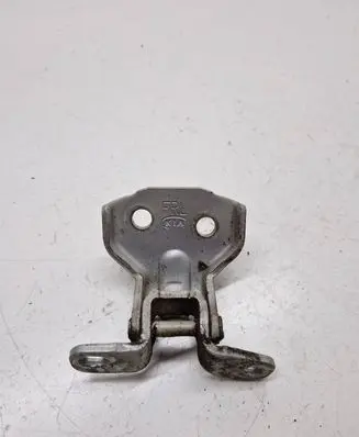 Toyota Prius (XW30) Front door upper hinge