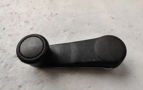 Mercedes-Benz E W124 Front door interior handle 2017680136
