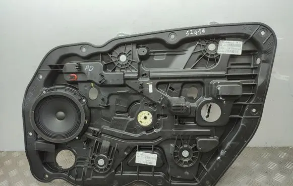 KIA Ceed Front window lifting mechanism without motor 82480A2111