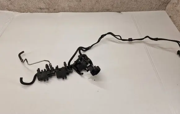 Peugeot 3008 I Valve vacuum 9665886280