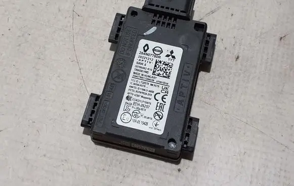 Renault Megane E-Tech Distronic sensor radar 284N07780R