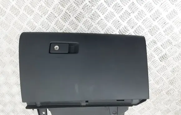Volvo XC60 Glove box 30755651