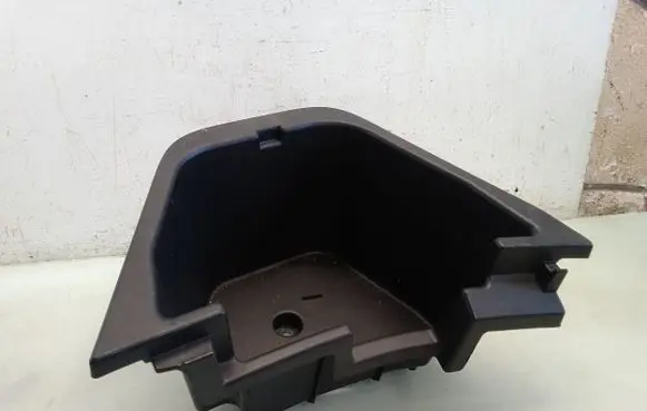 Toyota Prius (NHW20) Glove box in trunk 6499747010