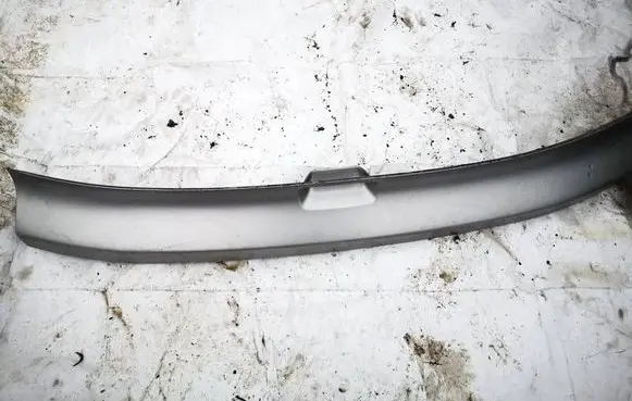 Honda CR-V Trunk door license plate light bar 74895SWWA010M1