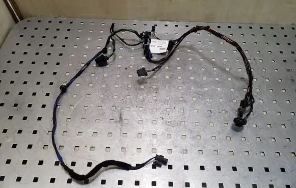 Mercedes-Benz Sprinter W906 Front door wiring loom A9060005999
